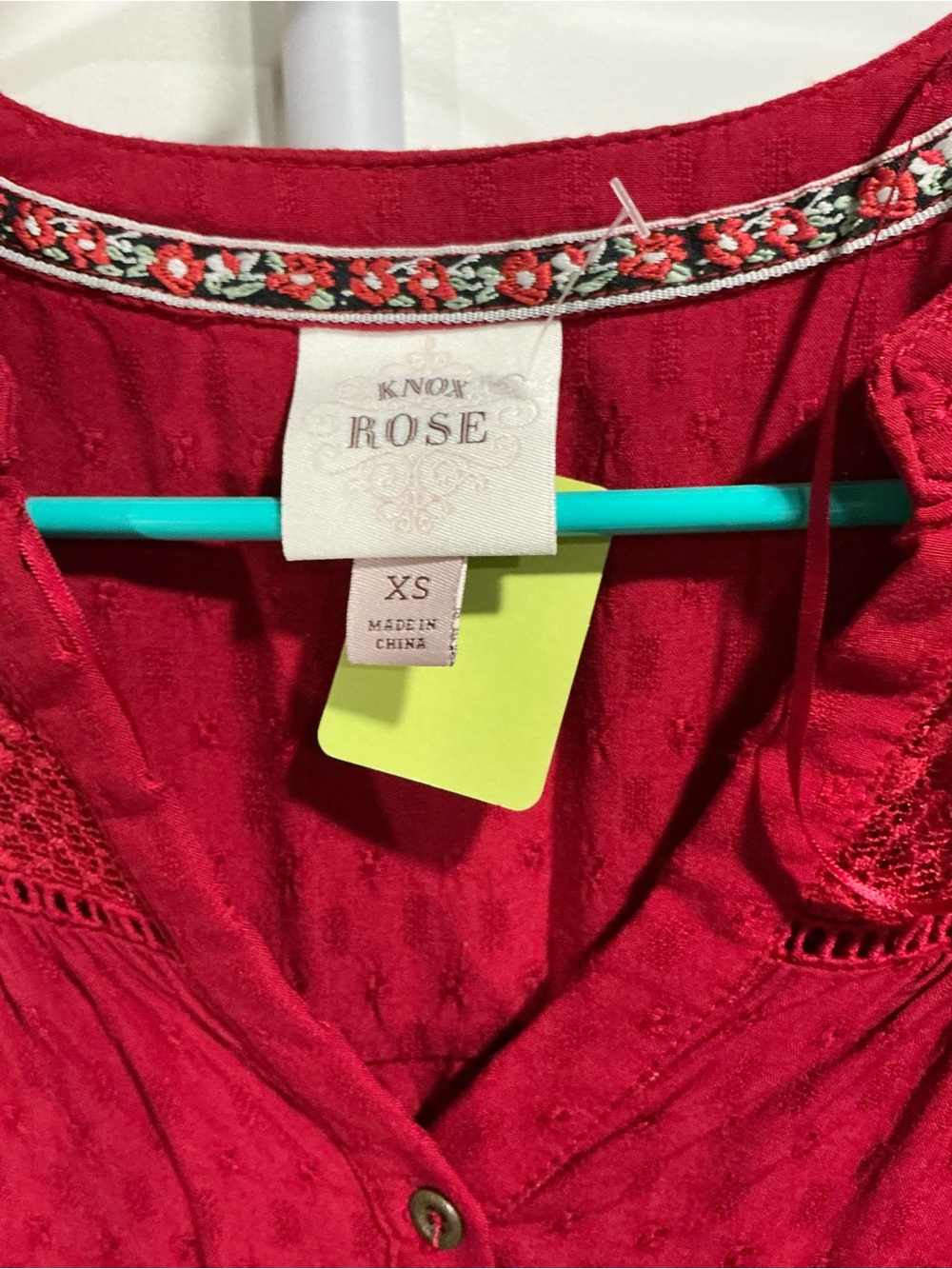 Knox Rose Red Button-Front Crochet Yoke Peasant Blouse - Picture 2 of 5
